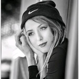 Meet your Posher, Jade